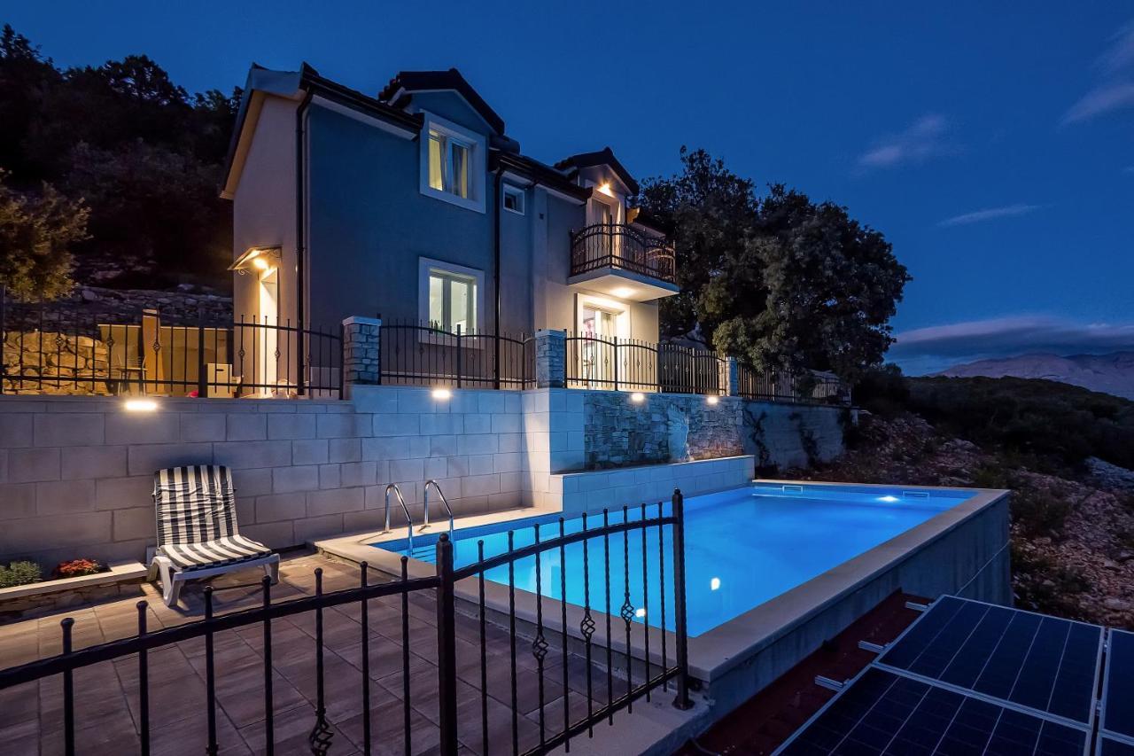 Holiday Home Beyla Pucisca Exterior foto