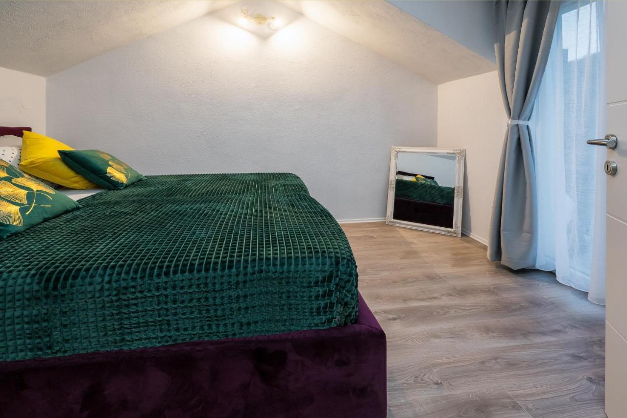 Holiday Home Beyla Pucisca Exterior foto