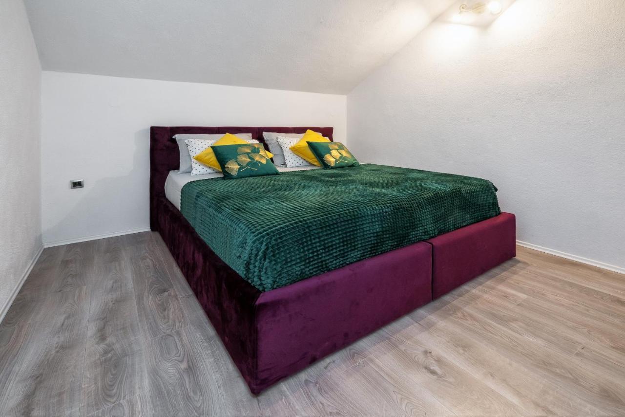 Holiday Home Beyla Pucisca Exterior foto