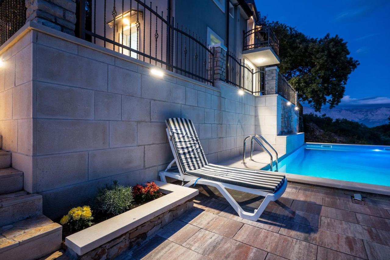 Holiday Home Beyla Pucisca Exterior foto