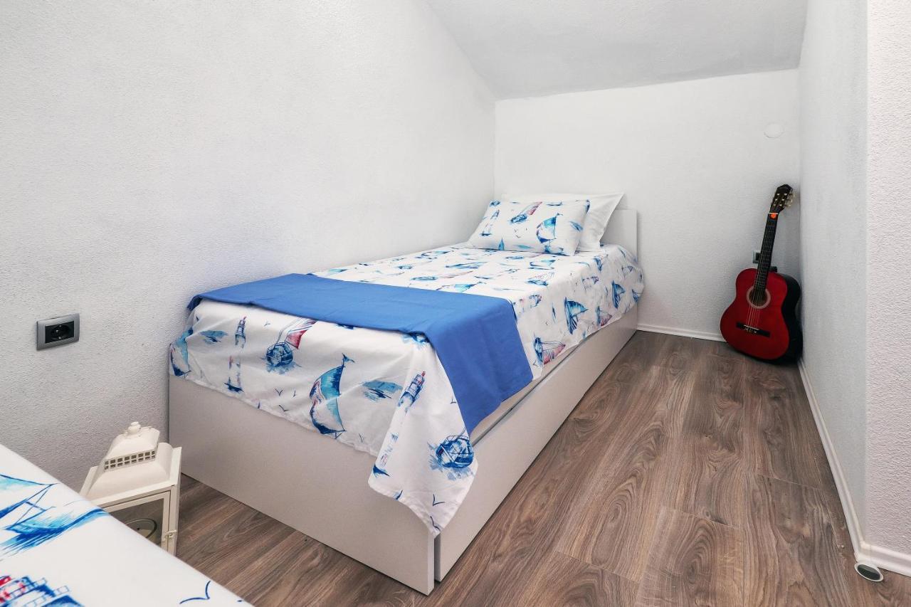 Holiday Home Beyla Pucisca Exterior foto